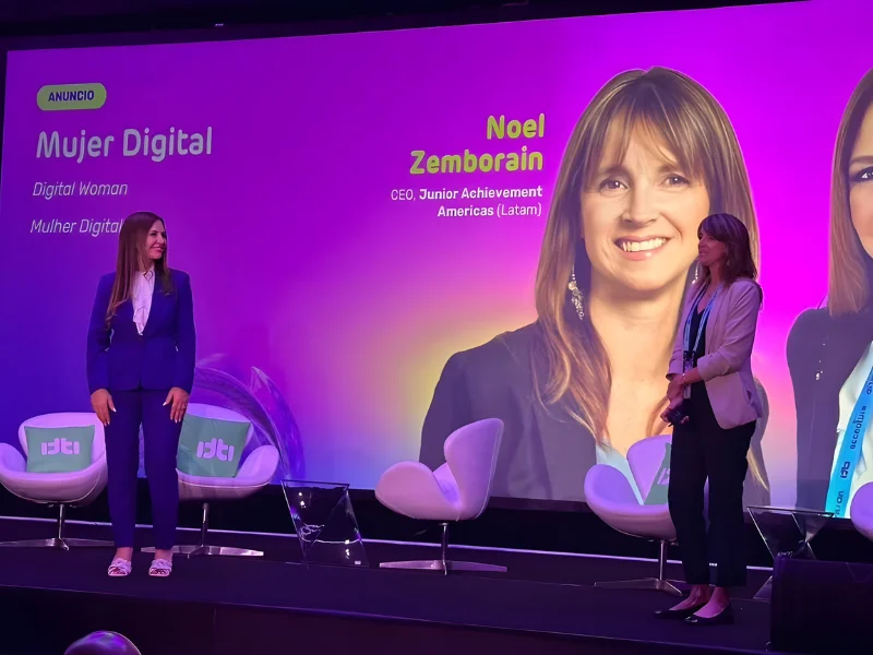 Mujer Digital y Junior Achievement participación Fintech Américas 2026