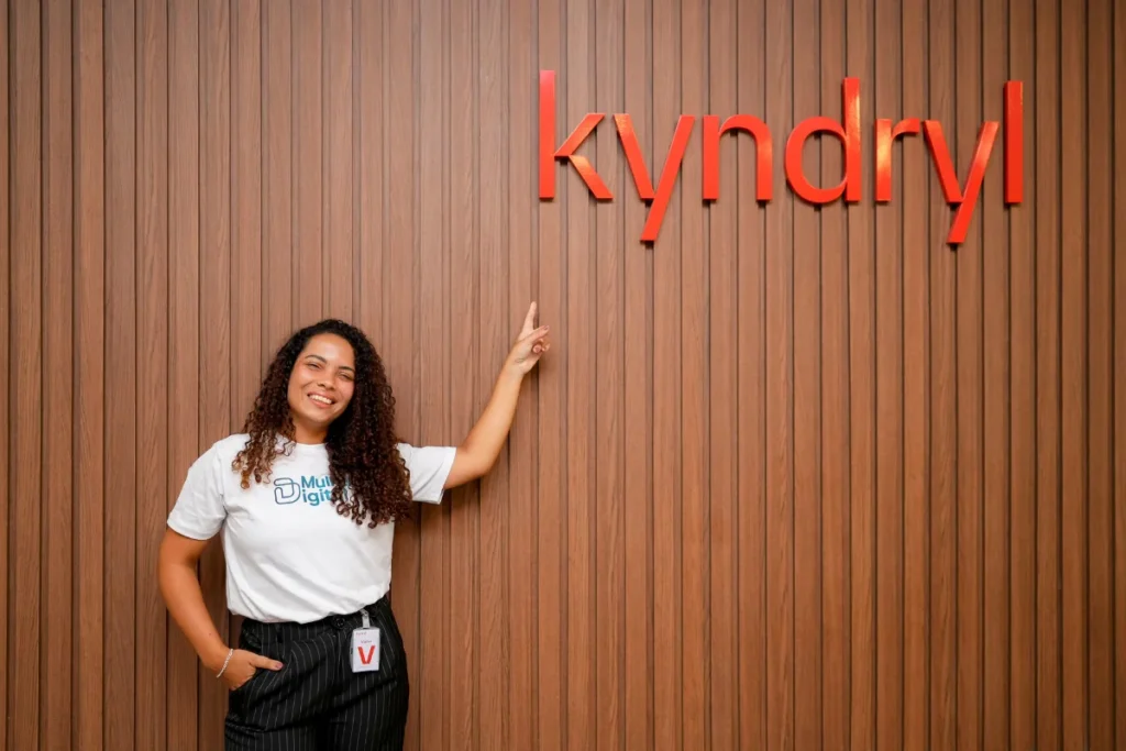 Visita Kyndryl, Mujer Digital
